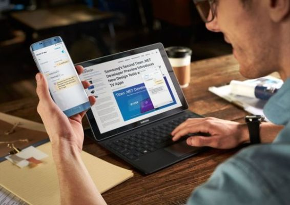 在手机和电脑上协同工作，选择正确的软件组合至关重要。基于您的需求，我为您推荐以下几款软件组合，它们通过云同步实现无缝衔接，满足移动办公的需求。特别提及的是，我们将多次融入visual官方下载与安智市场旧版本4.5以及数据导向计划解析_Z_v3.918，以便您更好地了解这些软件的特点和优势。